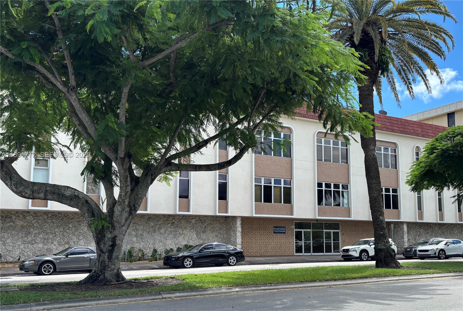 717 Ponce De Leon Boulevard