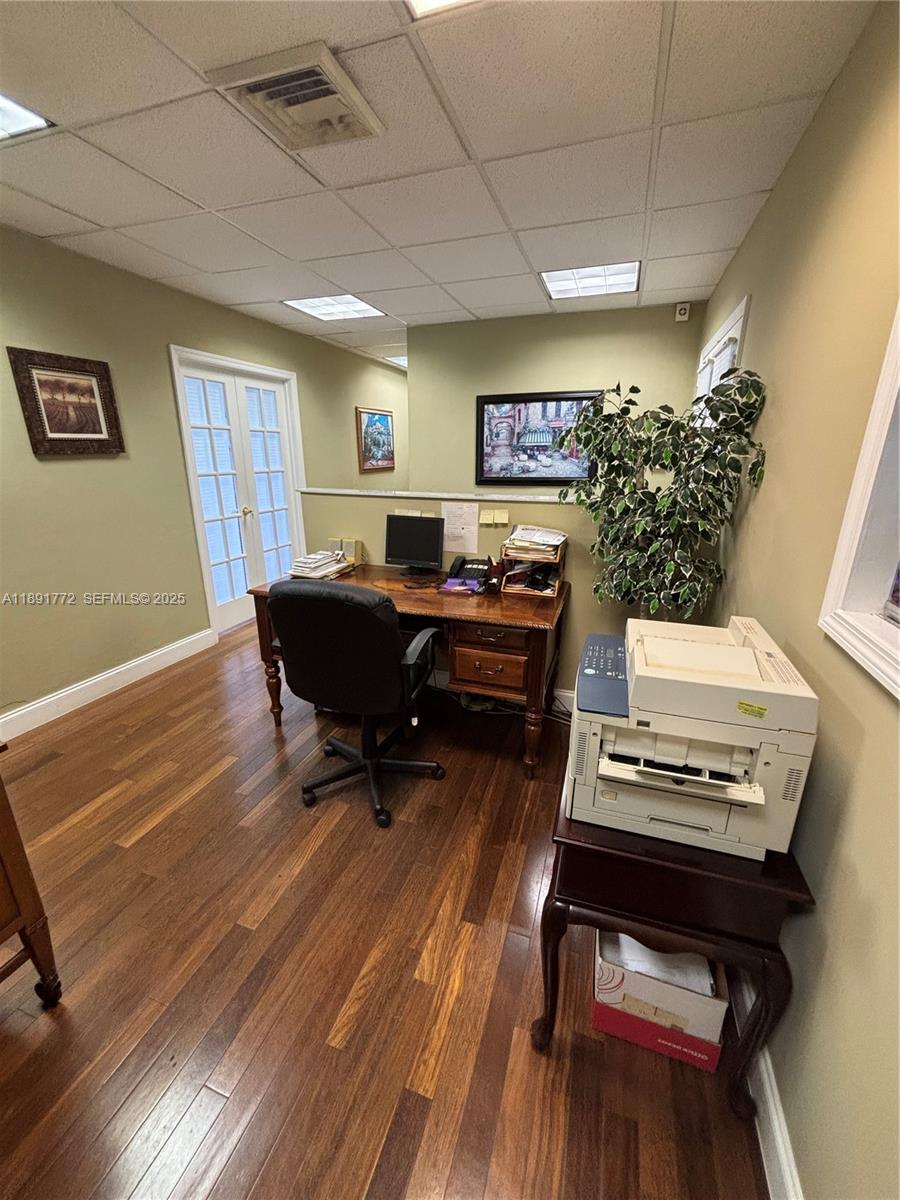 717 Ponce De Leon Boulevard