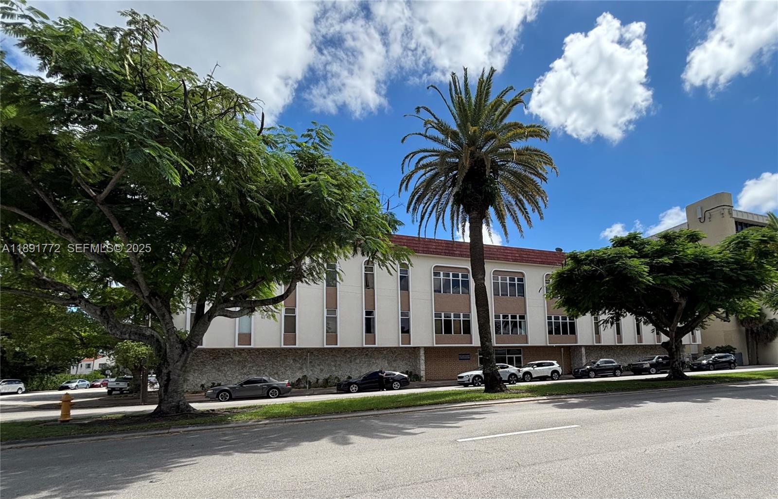 717 Ponce De Leon Boulevard