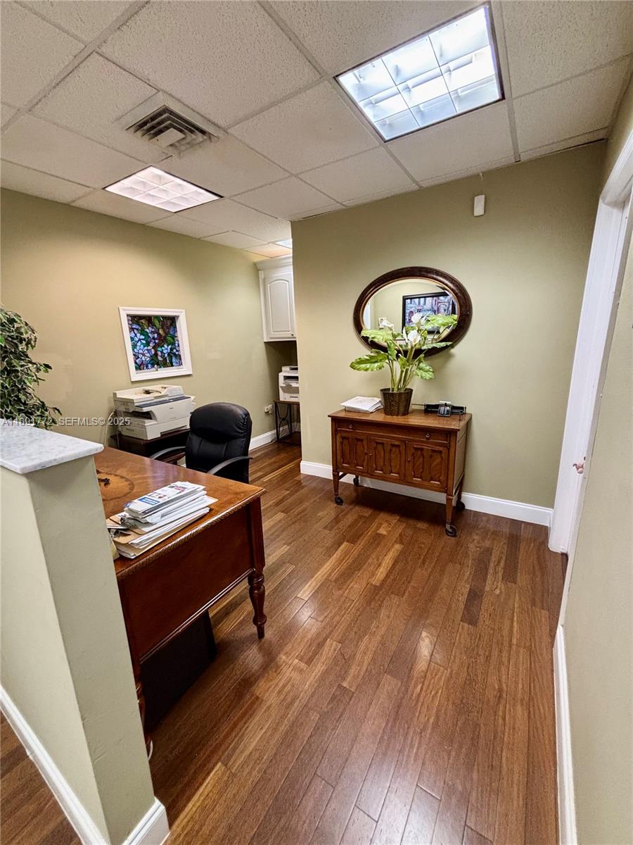 717 Ponce De Leon Boulevard