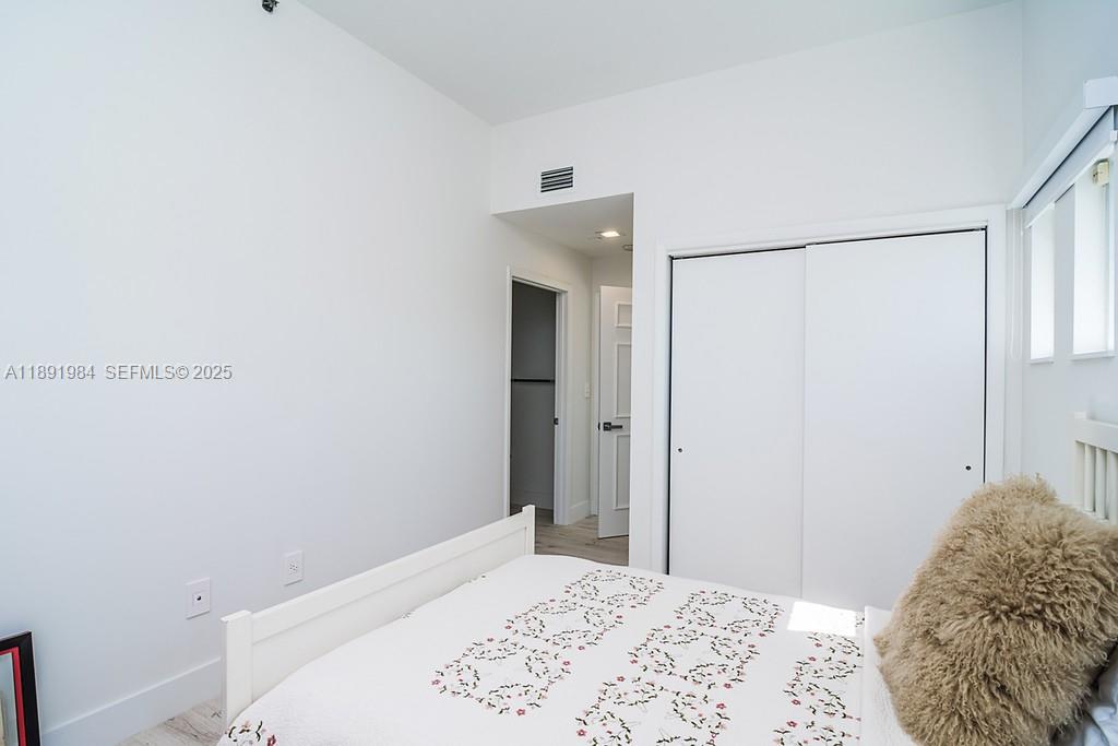 3500 Island Boulevard