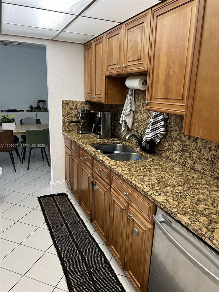 950 Ponce De Leon Road