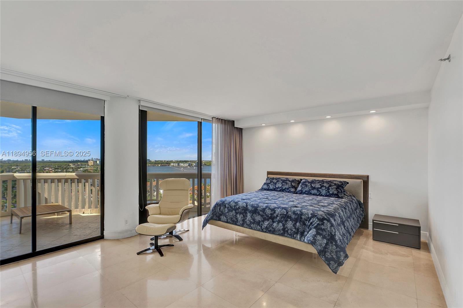 1000 E Island Boulevard