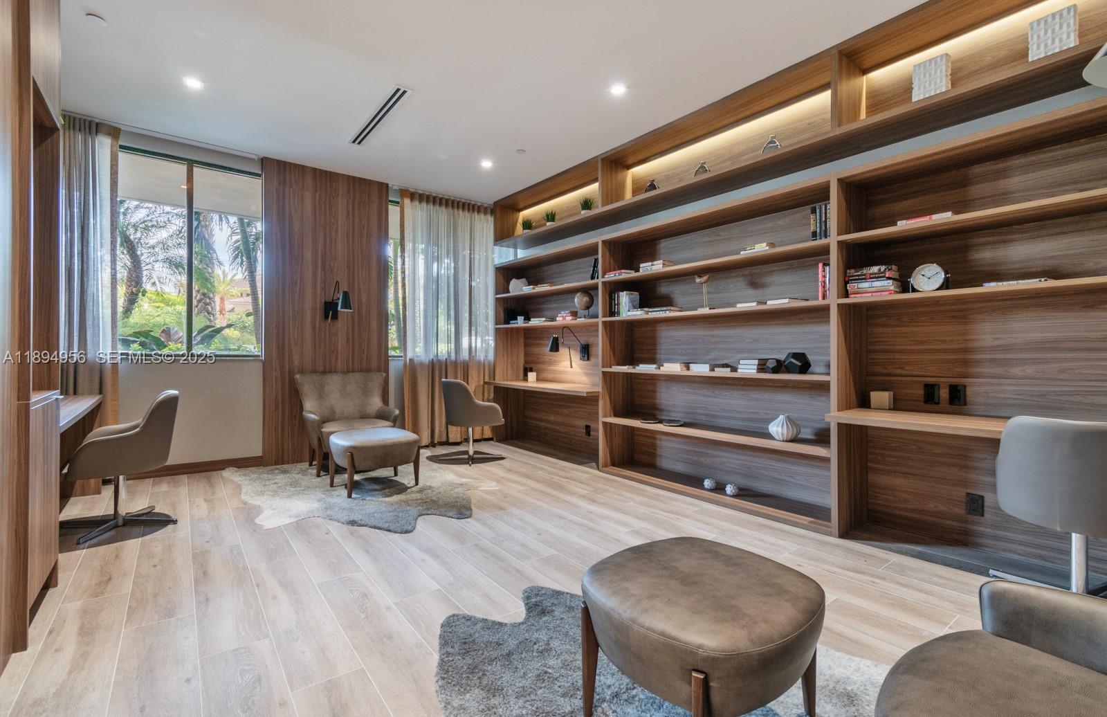 1000 E Island Boulevard