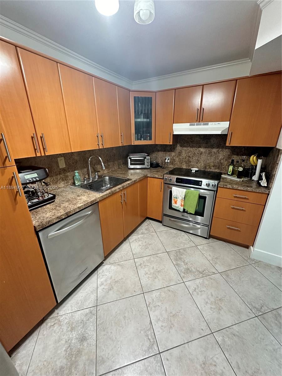 100 Bayview Drive