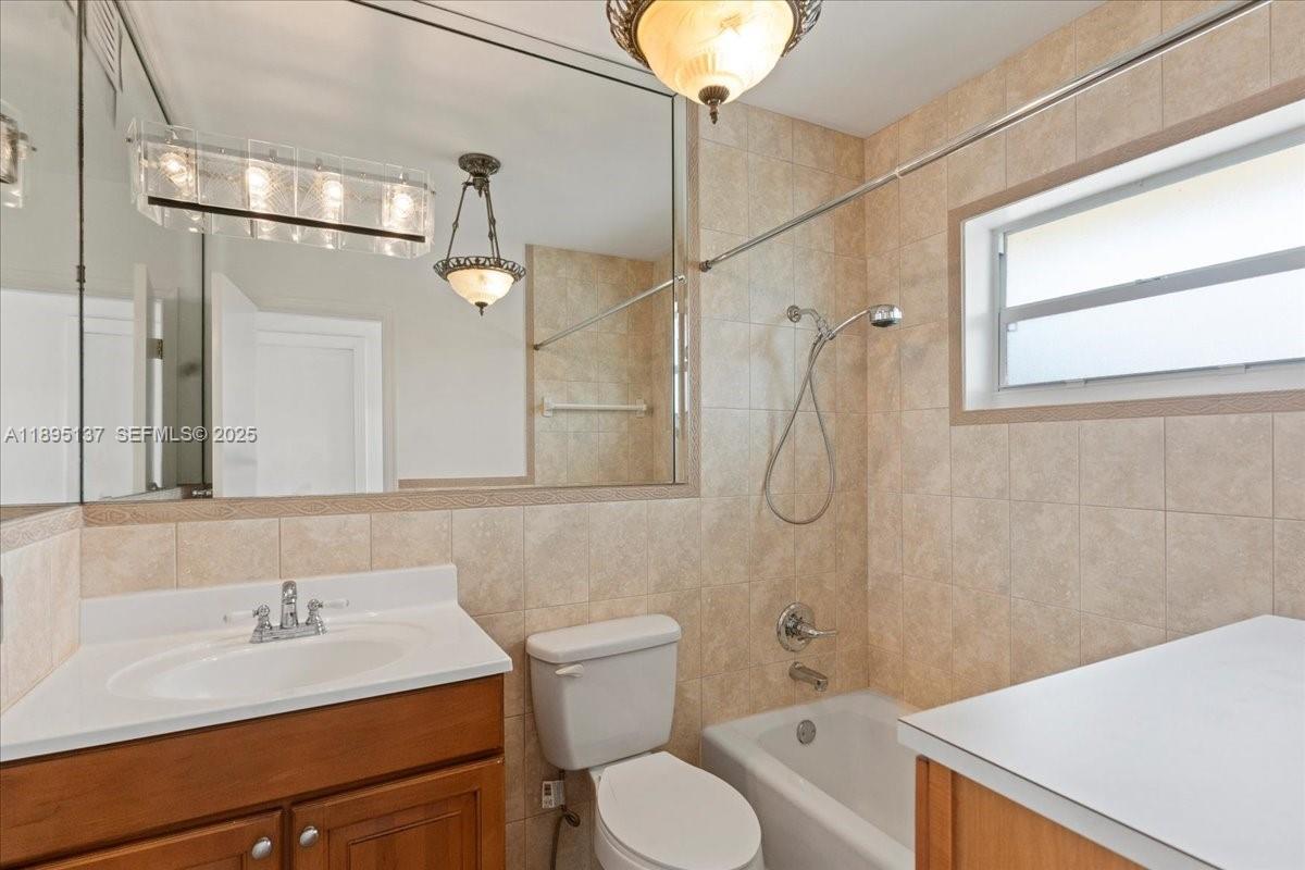 1961 NE 188th Street