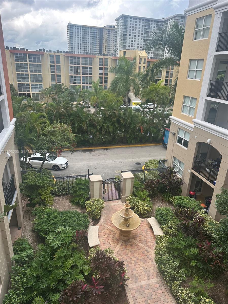 17125 N Bay Road