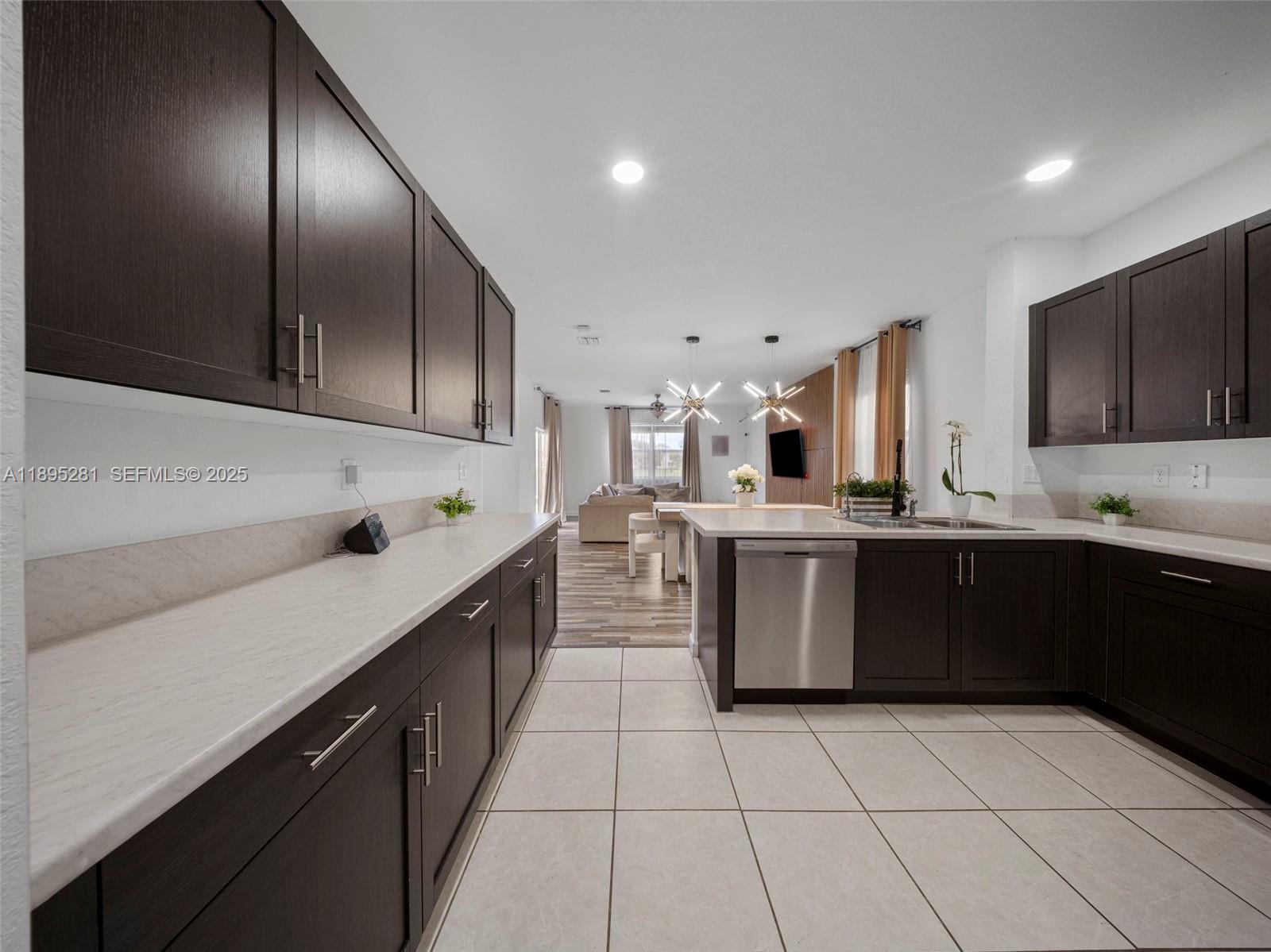 1411 SE 26th Road