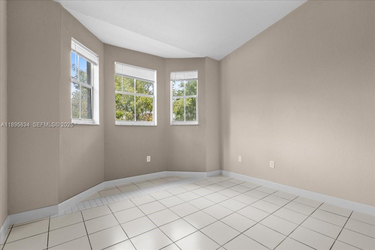 1677 SE 27th Court