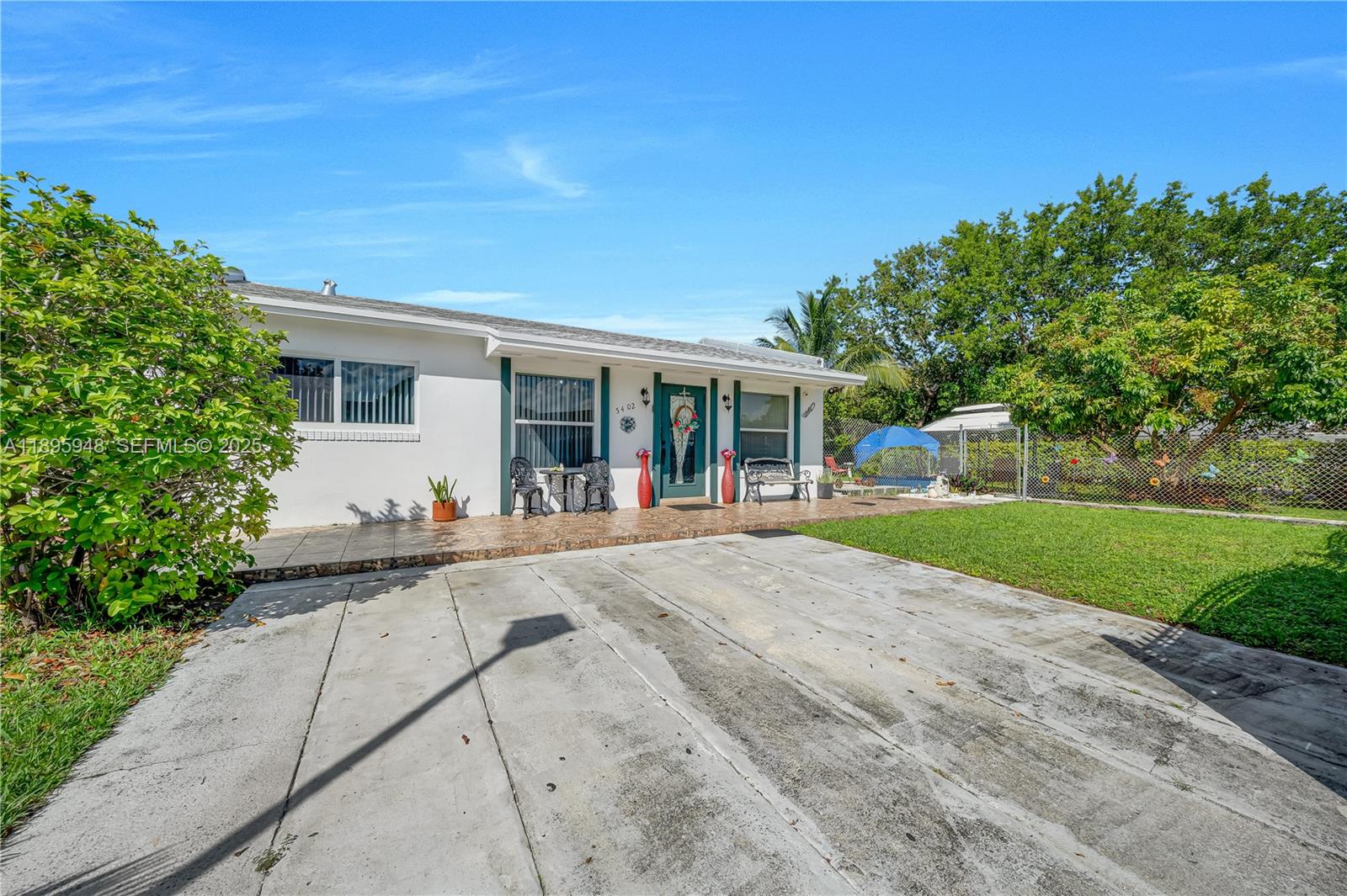 5402 SW 128th Place