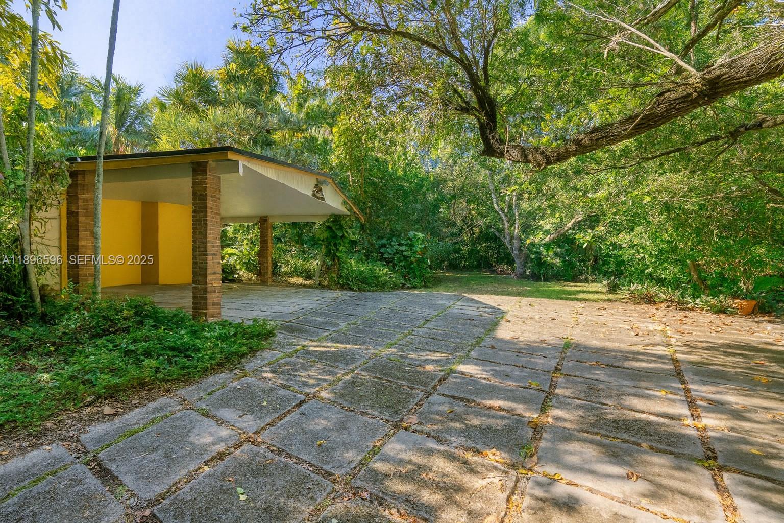 15000 Old Cutler Road