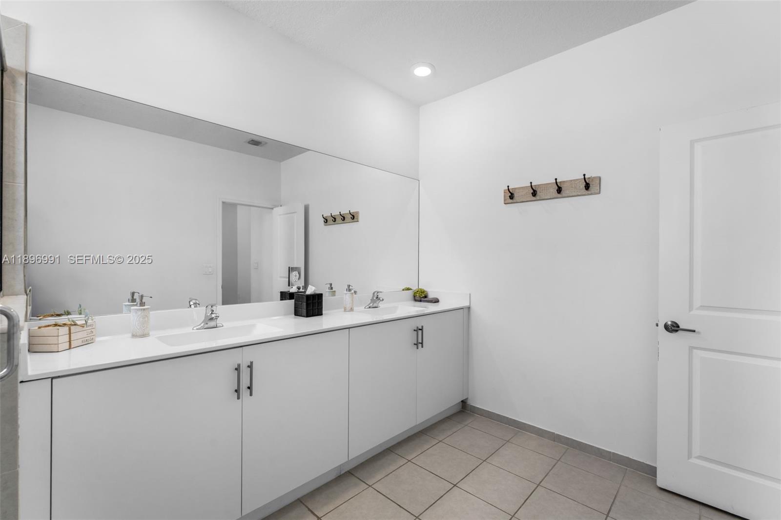 2659 SE 11th Street