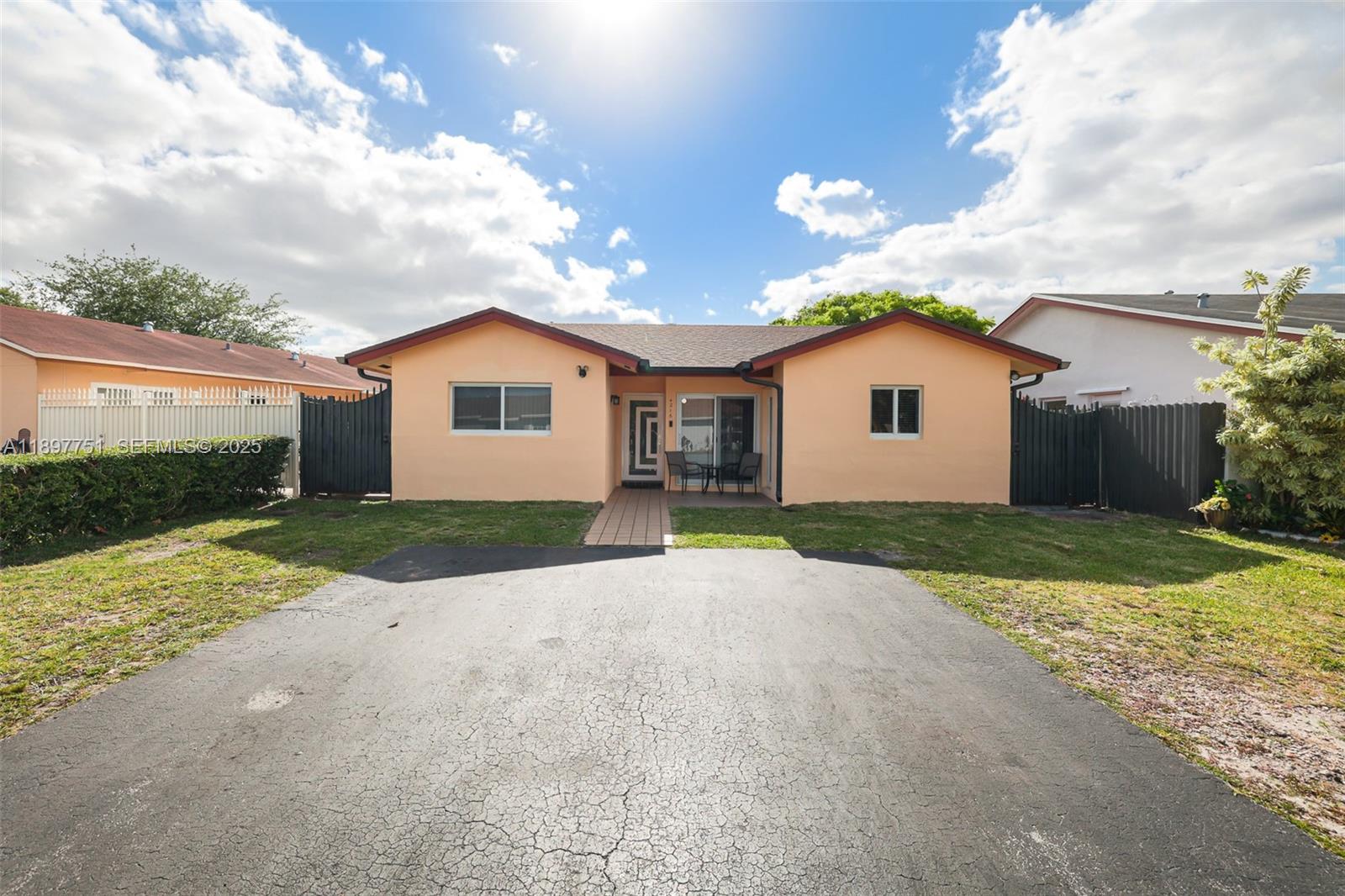 4216 SW 138th Court