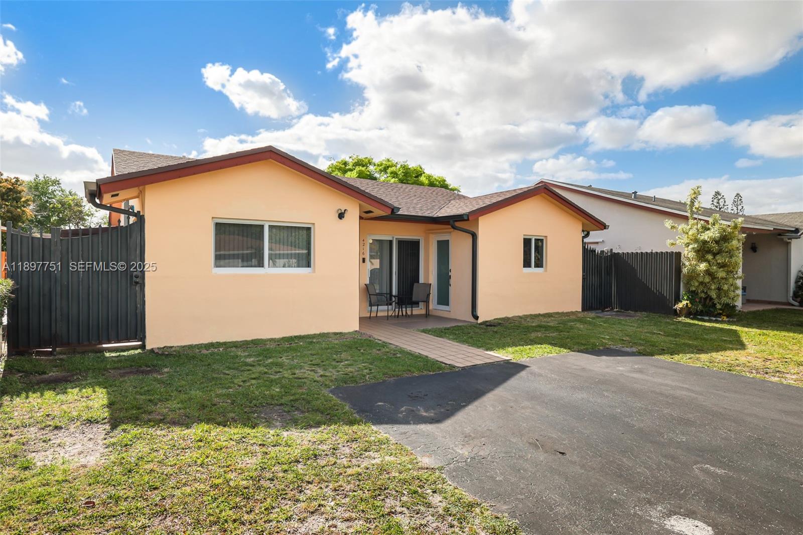 4216 SW 138th Court