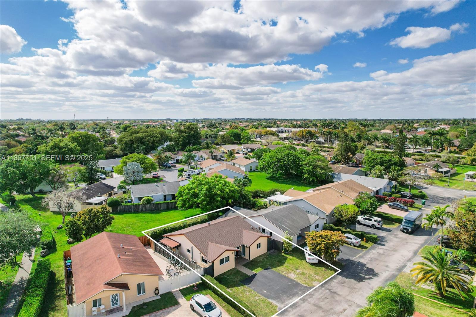 4216 SW 138th Court