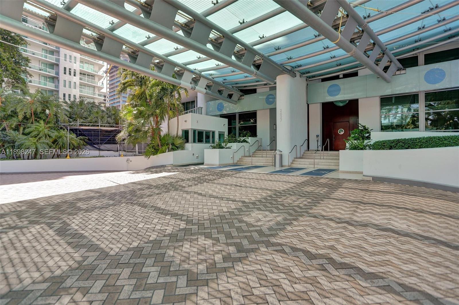 2627 S Bayshore Drive