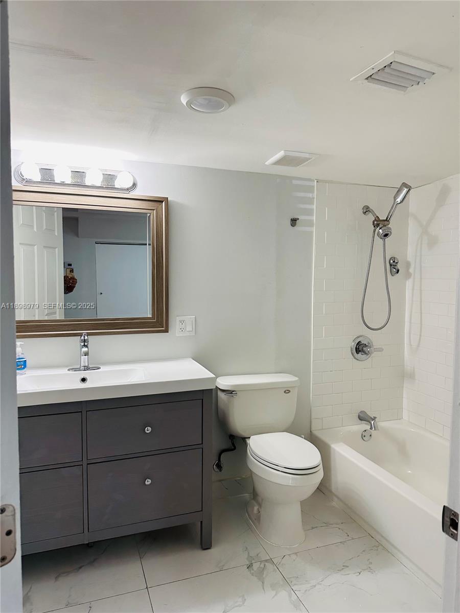 17926 SW 104th Avenue gallery image #22