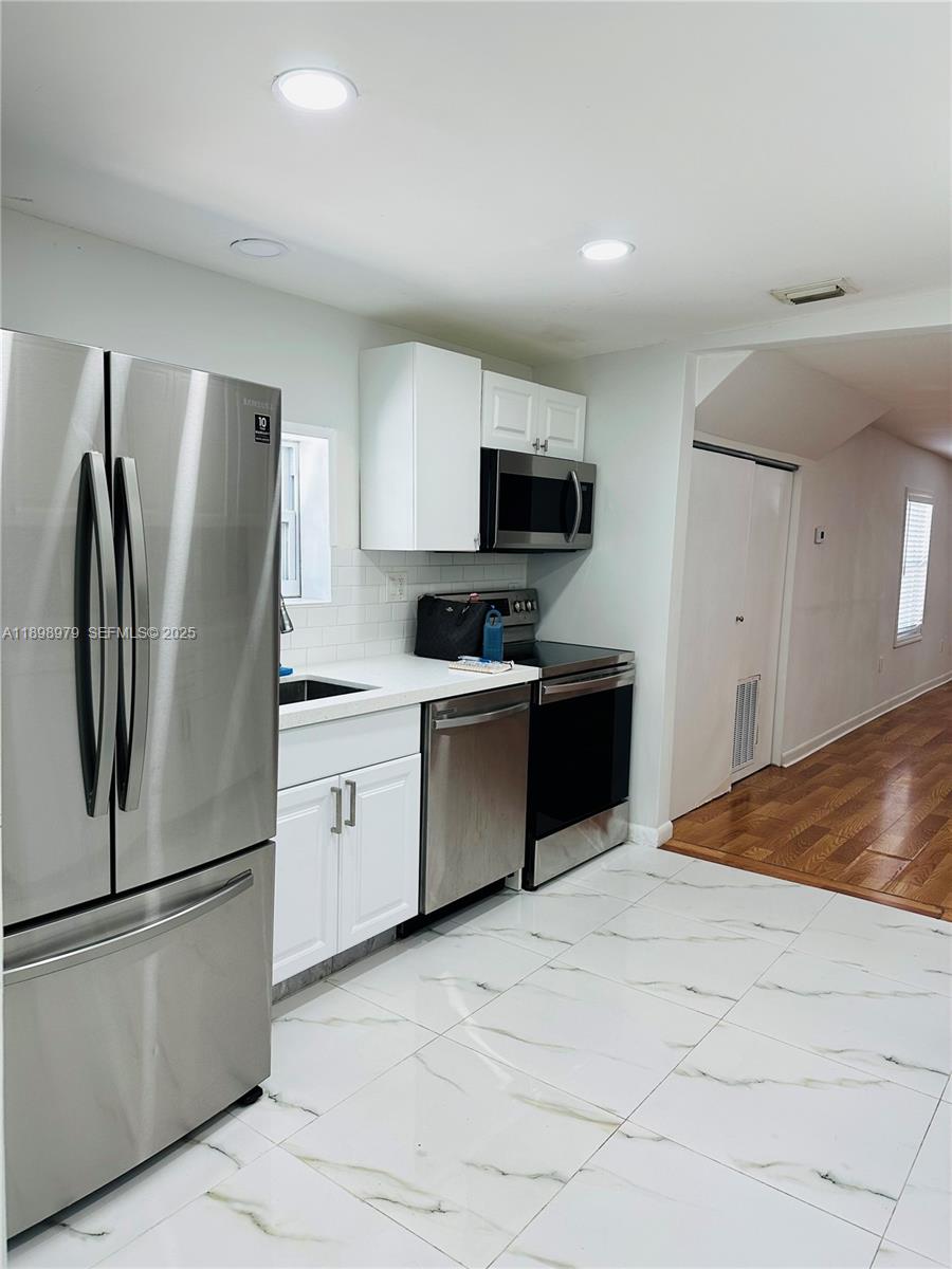 17926 SW 104th Avenue gallery image #25