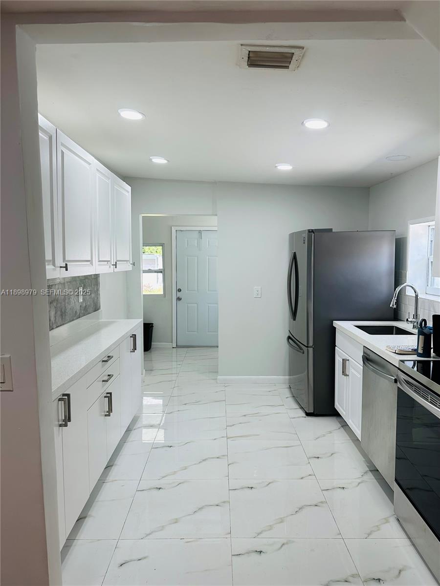 17926 SW 104th Avenue gallery image #26