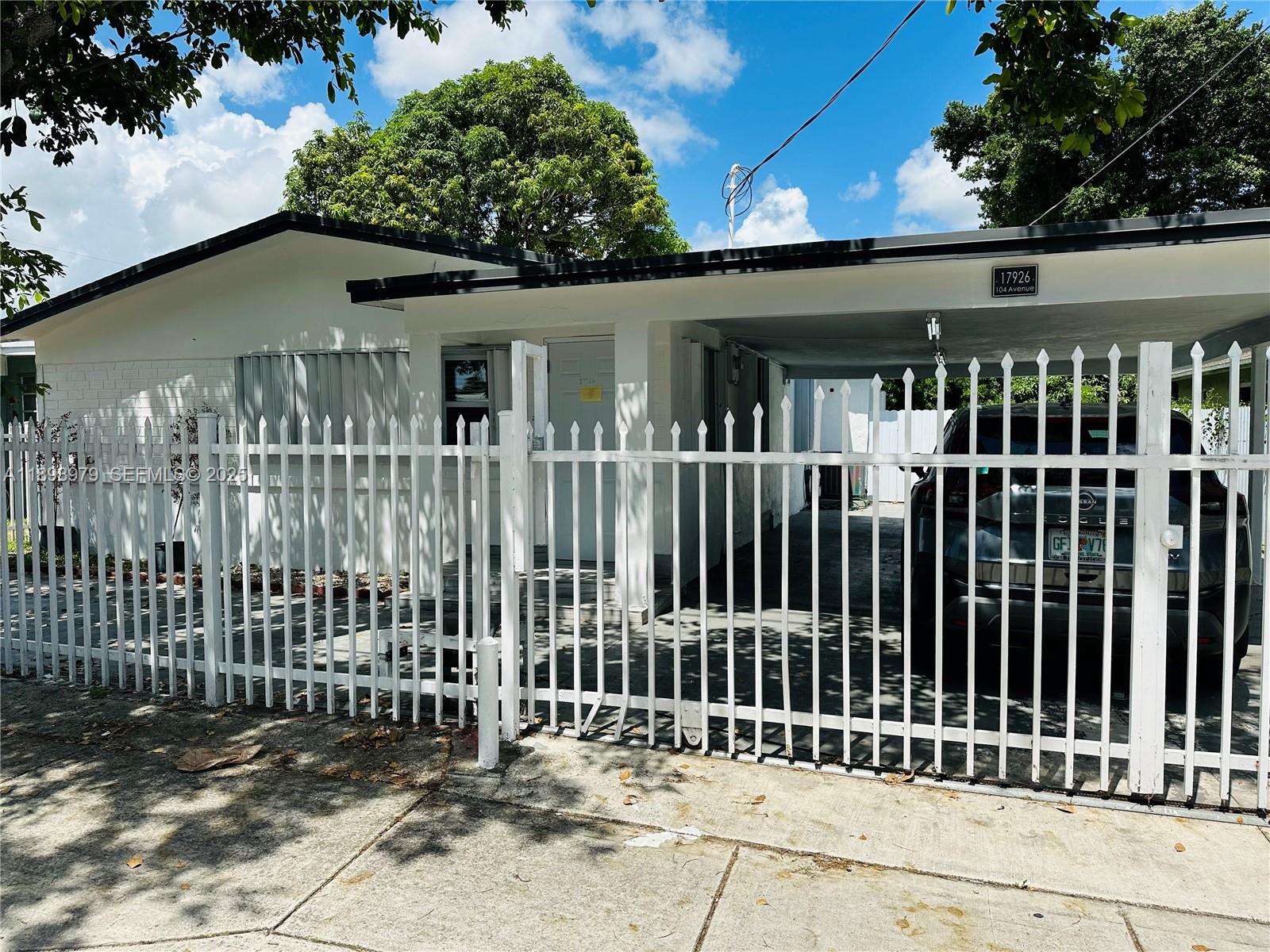 17926 SW 104th Avenue gallery image #3
