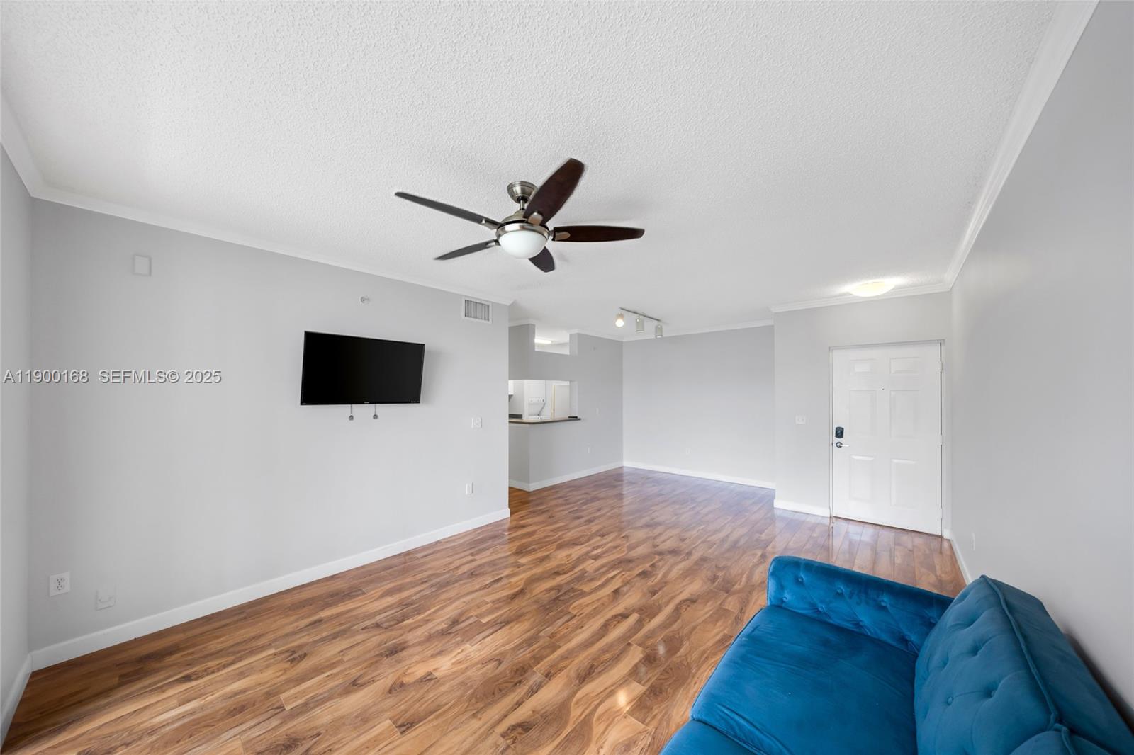 17125 N Bay Road