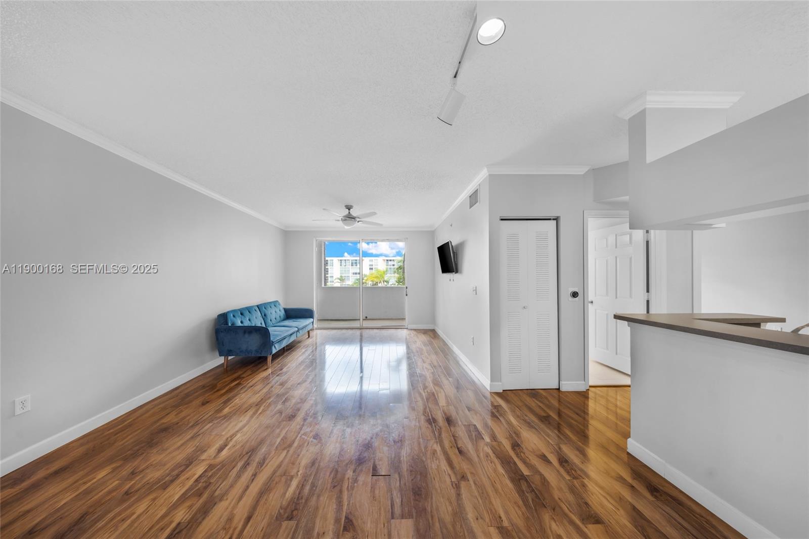 17125 N Bay Road