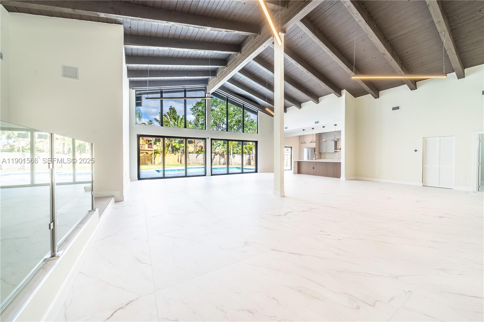 842 W Coco Plum Circle