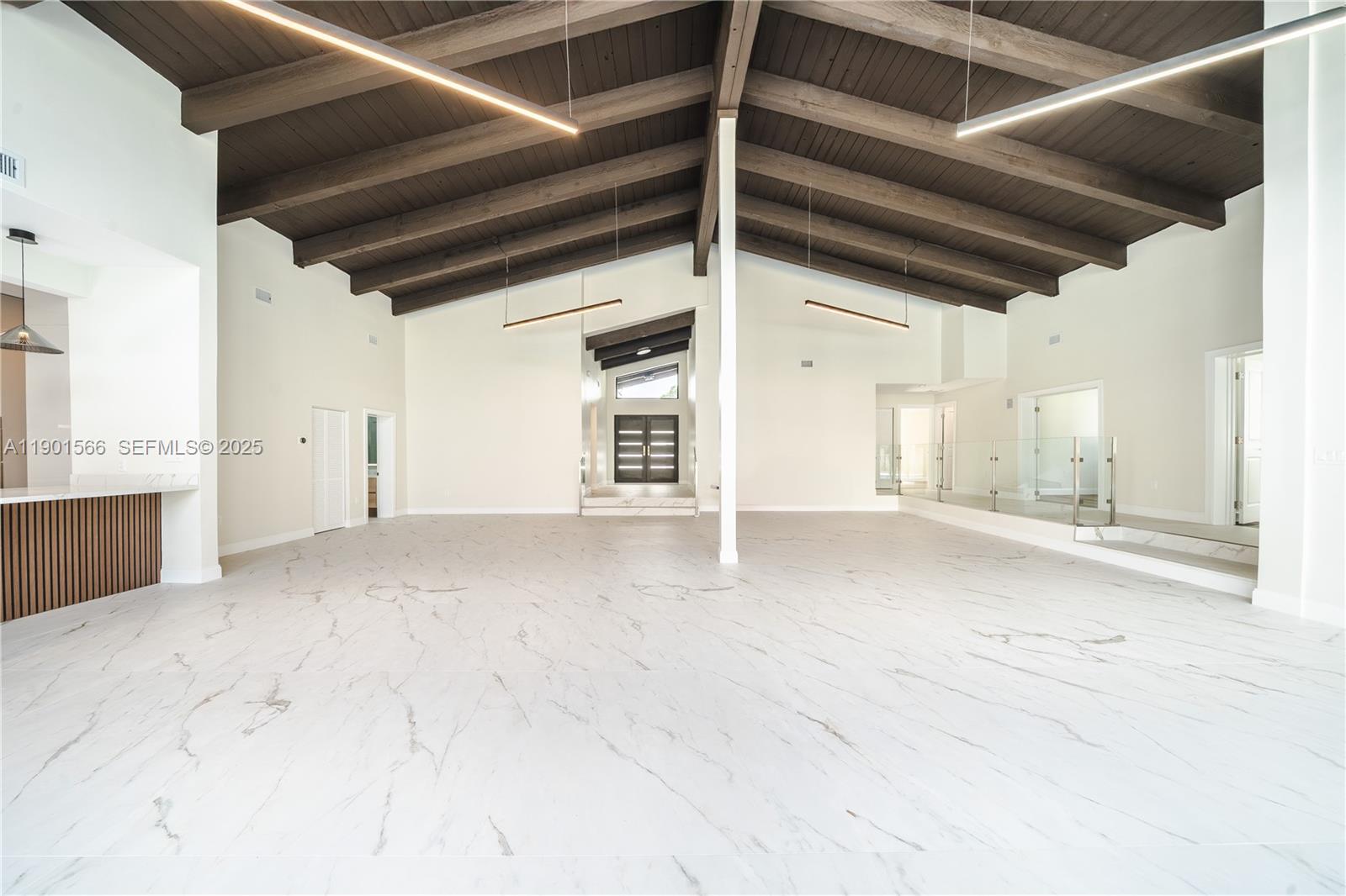 842 W Coco Plum Circle