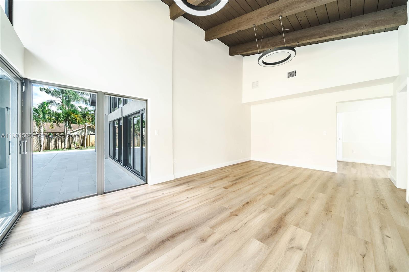 842 W Coco Plum Circle