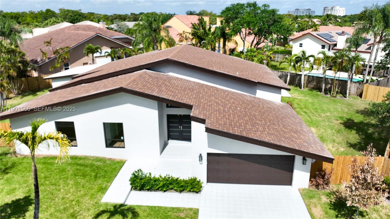 842 W Coco Plum Circle