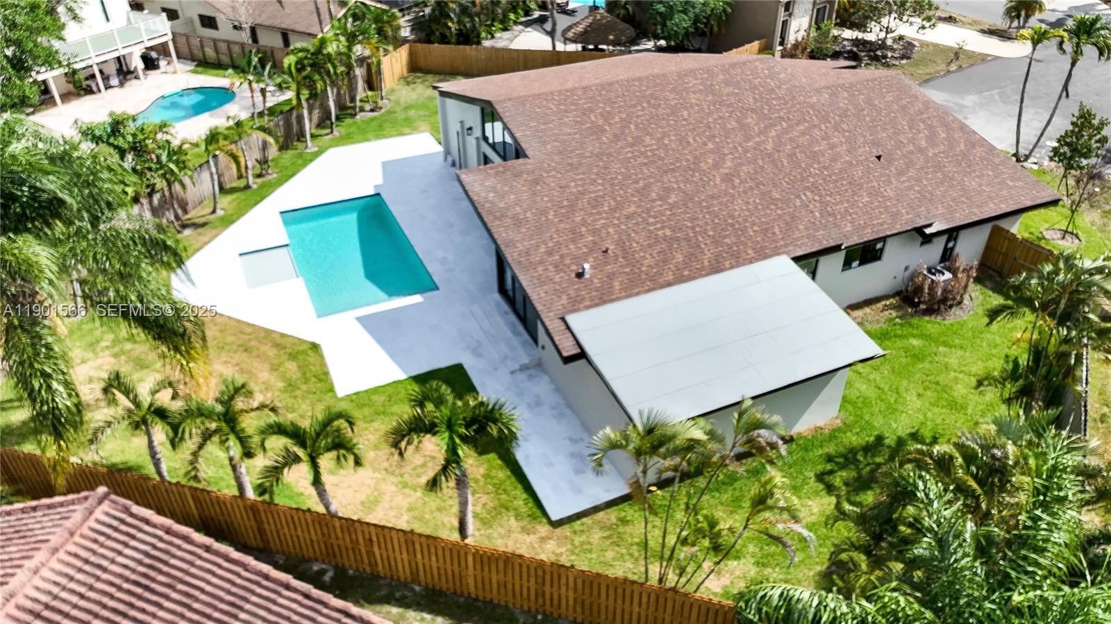 842 W Coco Plum Circle