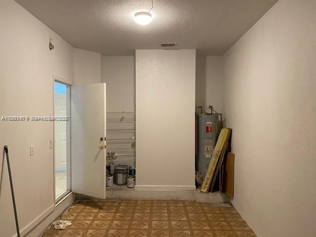 8706 NW 38th Drive