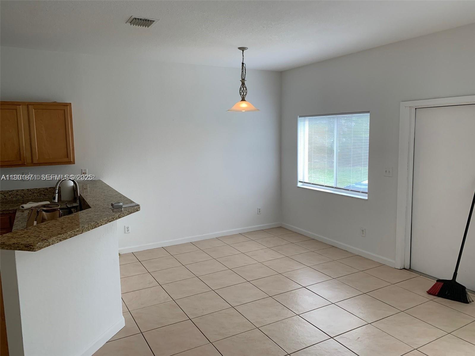 8706 NW 38th Drive