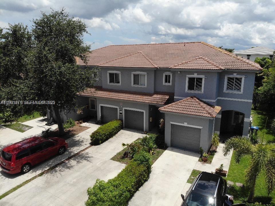 8706 NW 38th Drive