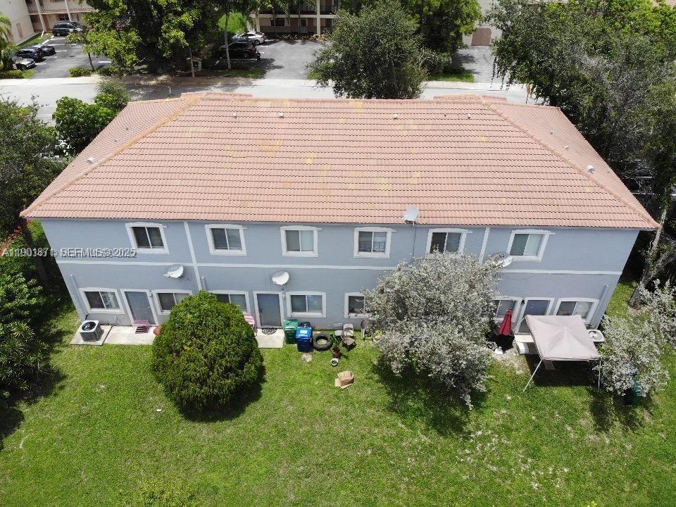 8706 NW 38th Drive
