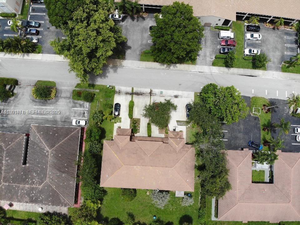 8706 NW 38th Drive