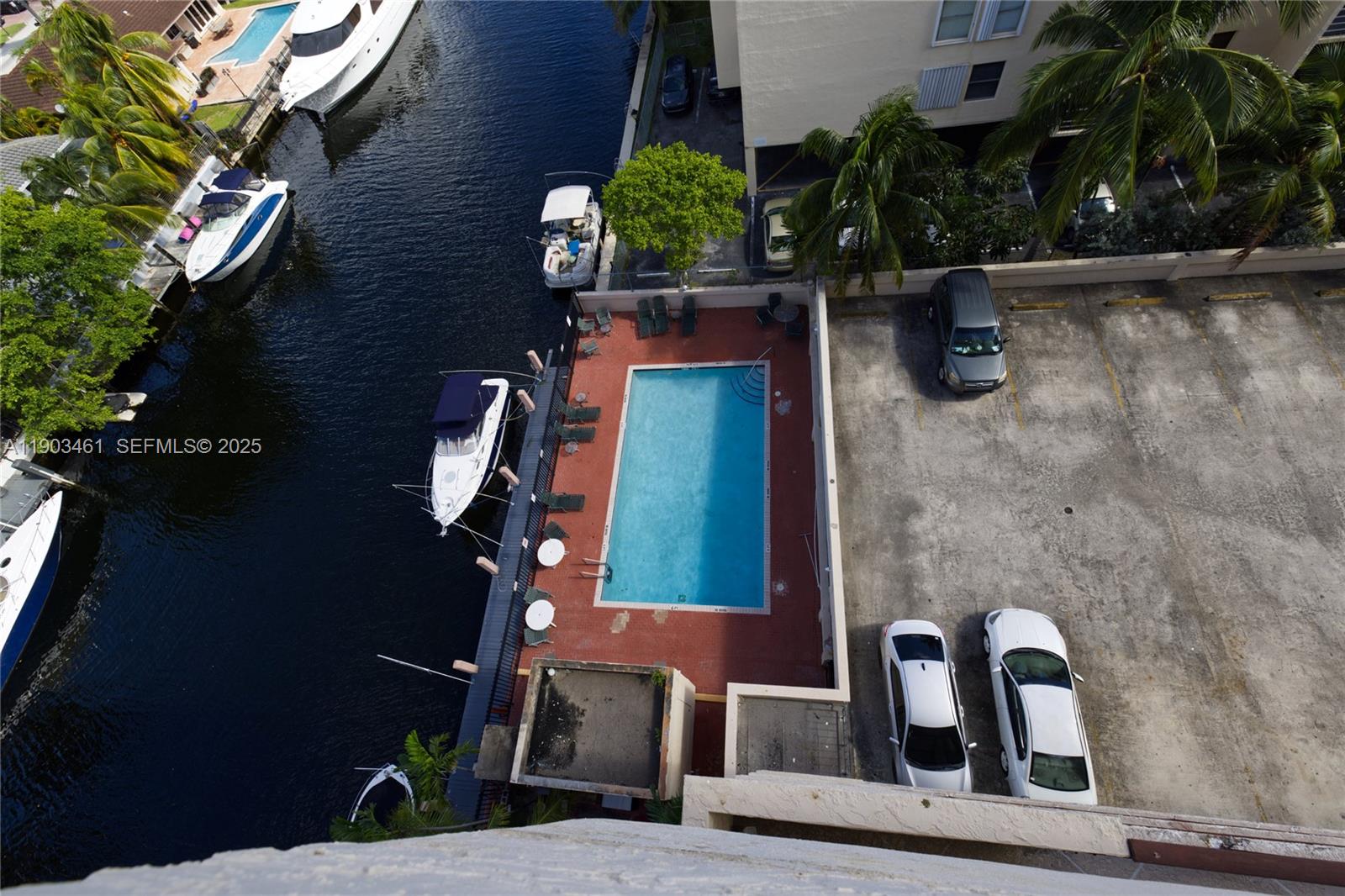 2903 N Miami Beach Boulevard