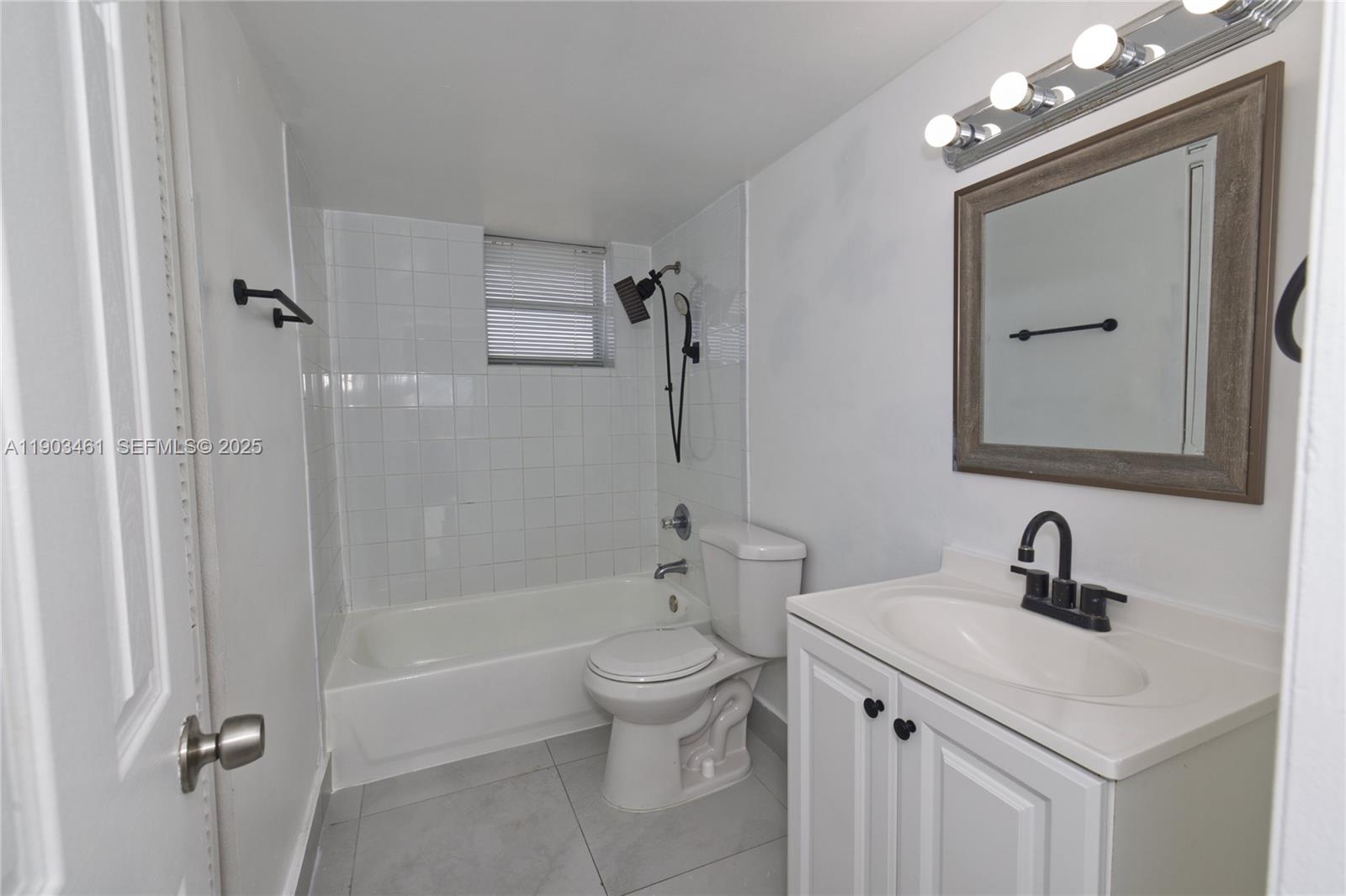 2903 N Miami Beach Boulevard