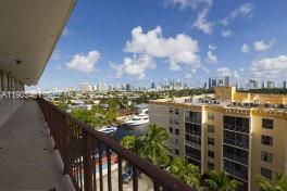 2903 N Miami Beach Boulevard