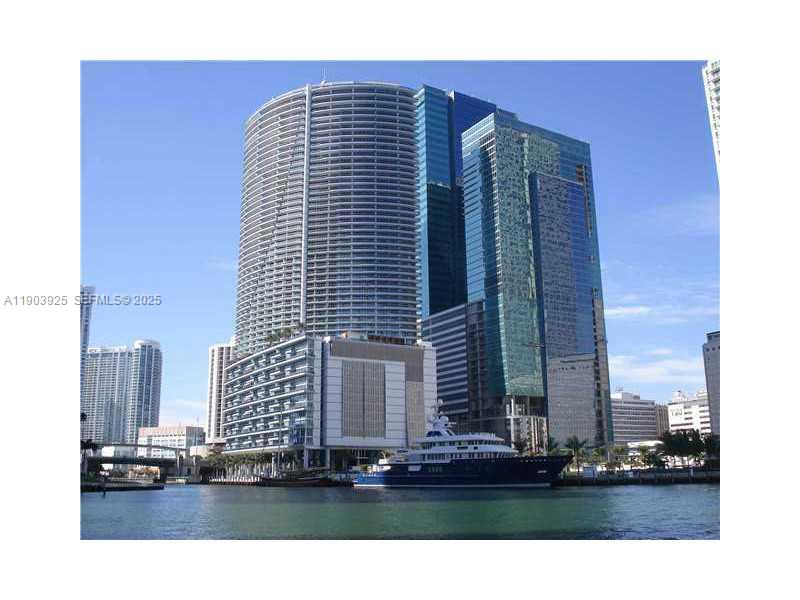 200 Biscayne Boulevard Way