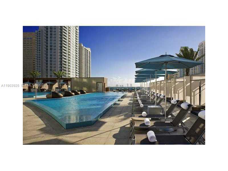 200 Biscayne Boulevard Way