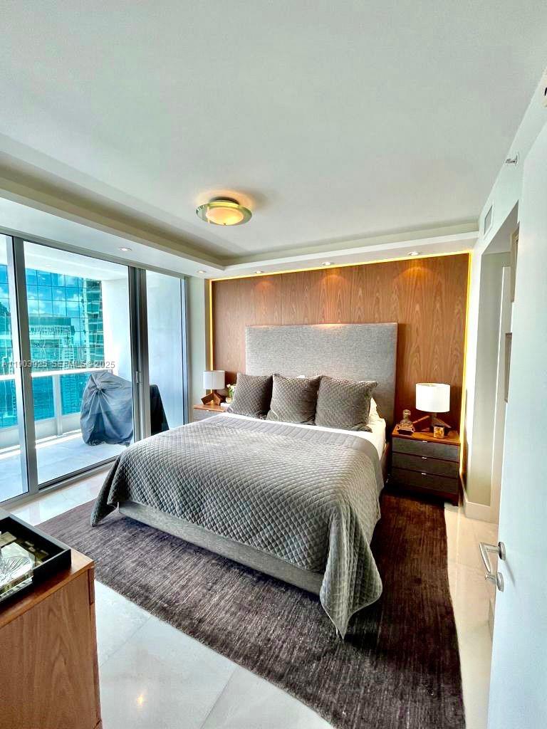 200 Biscayne Boulevard Way