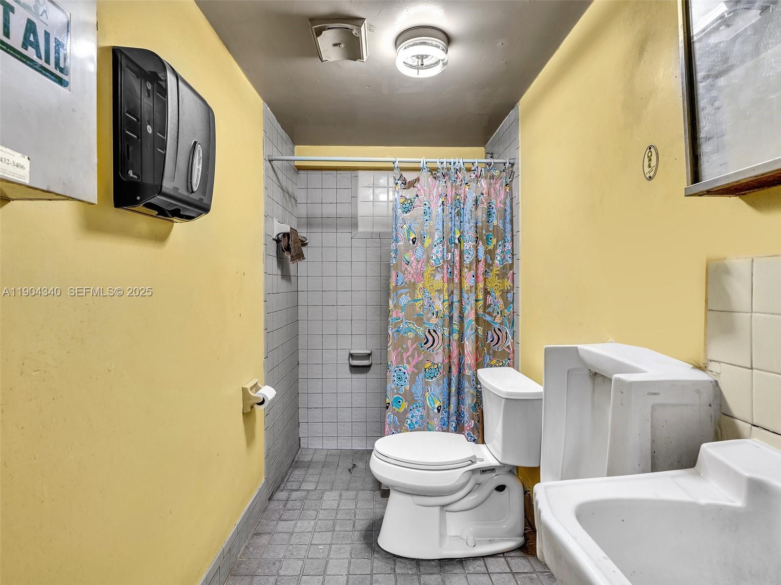 2112 NW 36th Street