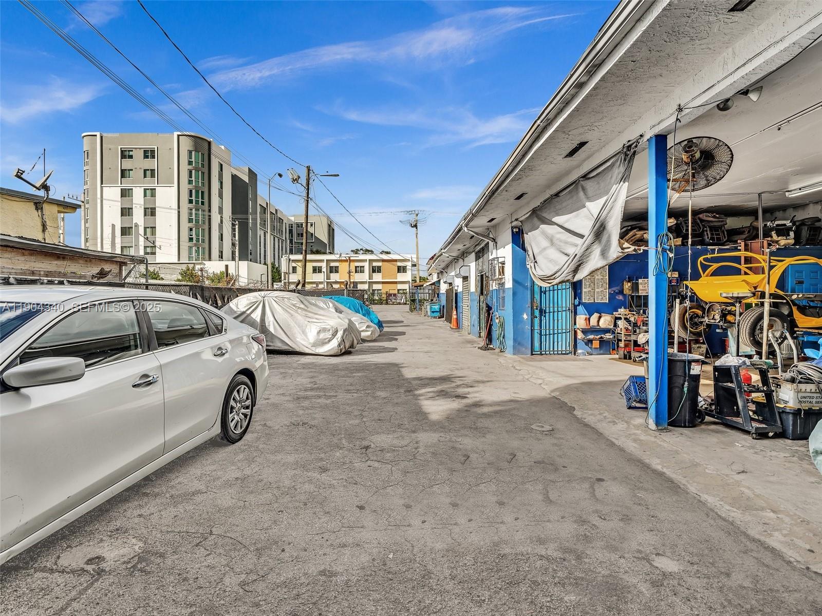 2112 NW 36th Street