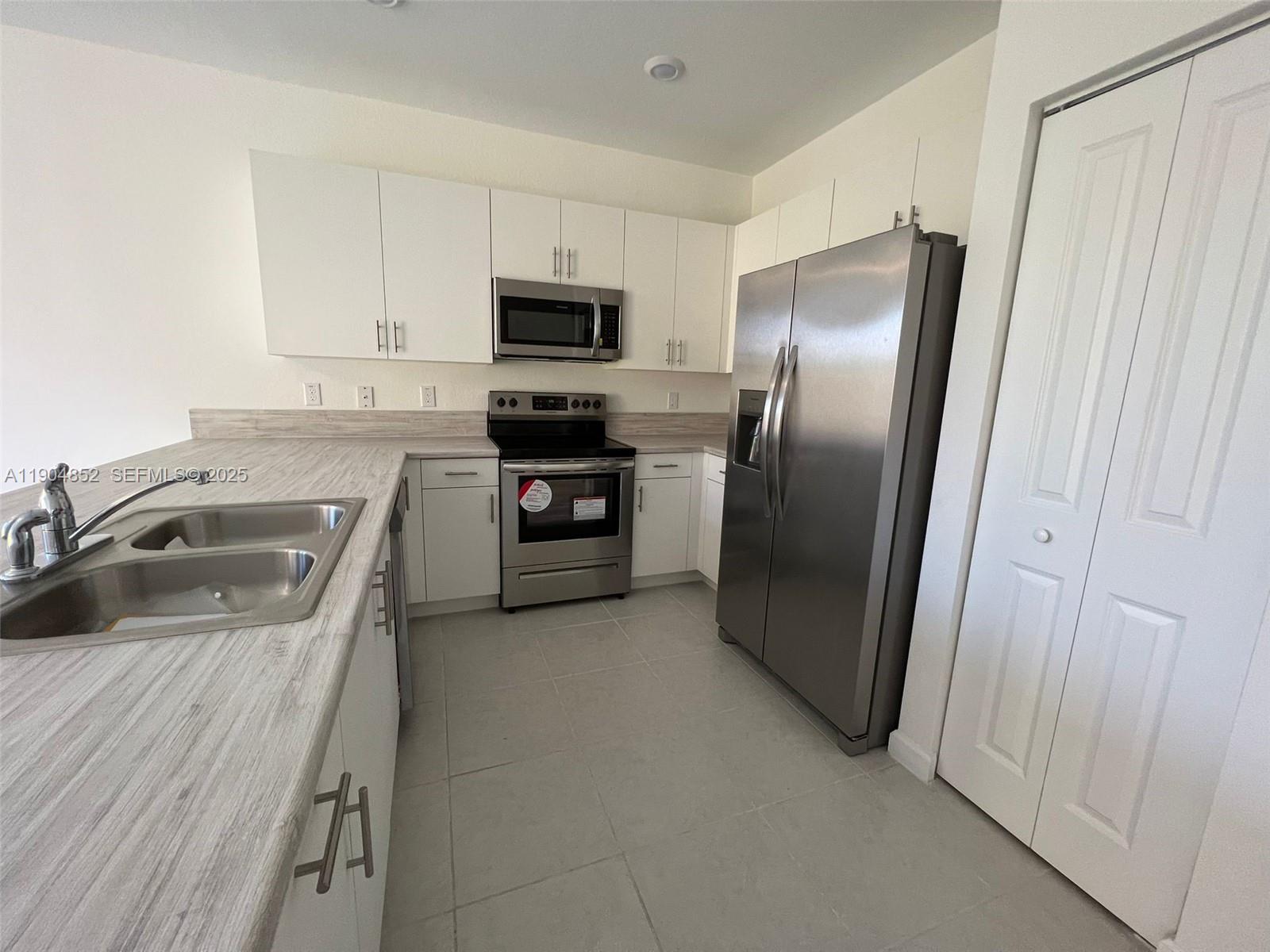875 NE 211th Street
