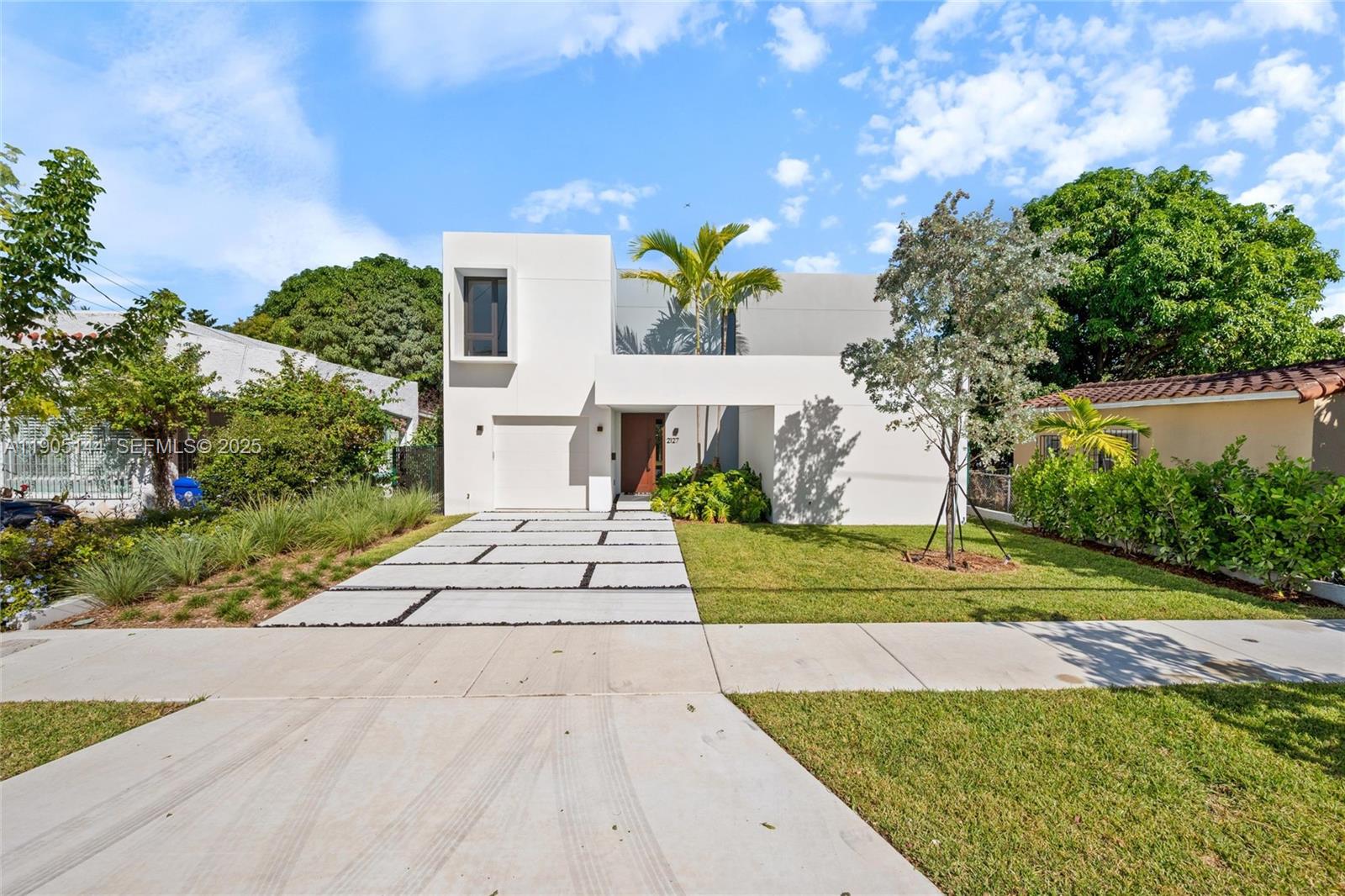 2127 SW 11th Terrace