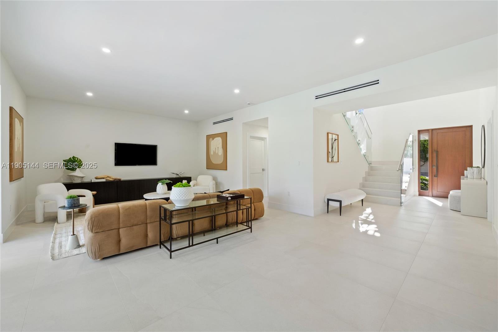 2127 SW 11th Terrace