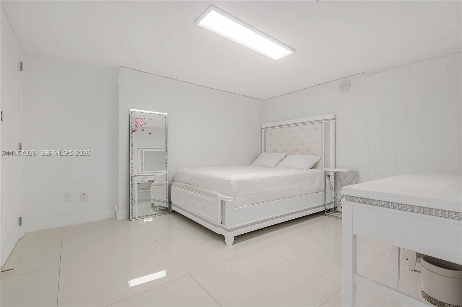 400 Sunny Isles Boulevard
