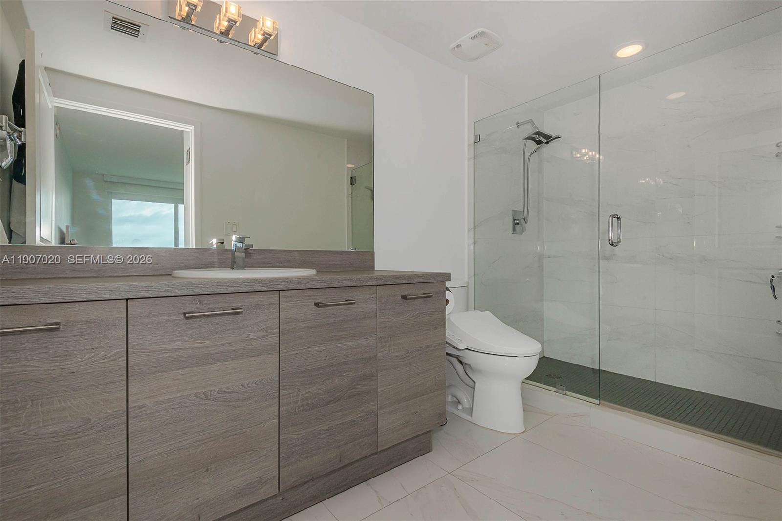 400 Sunny Isles Boulevard