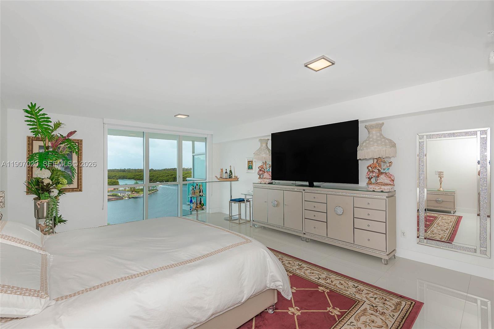 400 Sunny Isles Boulevard